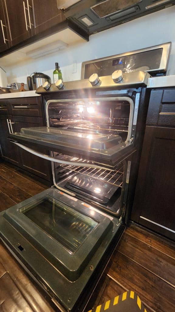 Oven repair or installation service . A Step-by-Step Guide: How We Fixed and Installed Ovens Like Pros!